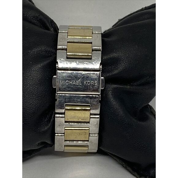 Michael Kors Camille MK5653 Women Stainless Steel Analog Dial Quartz Watch WO521 - Picture 6 of 12